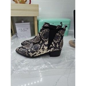 Marc Fisher Grey Reptile Print Leather Ankle Boots Women's 6